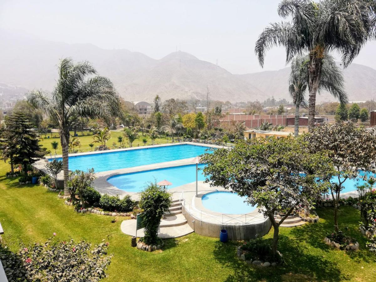 Mi Pequeno Club Hotel Lima Bagian luar foto